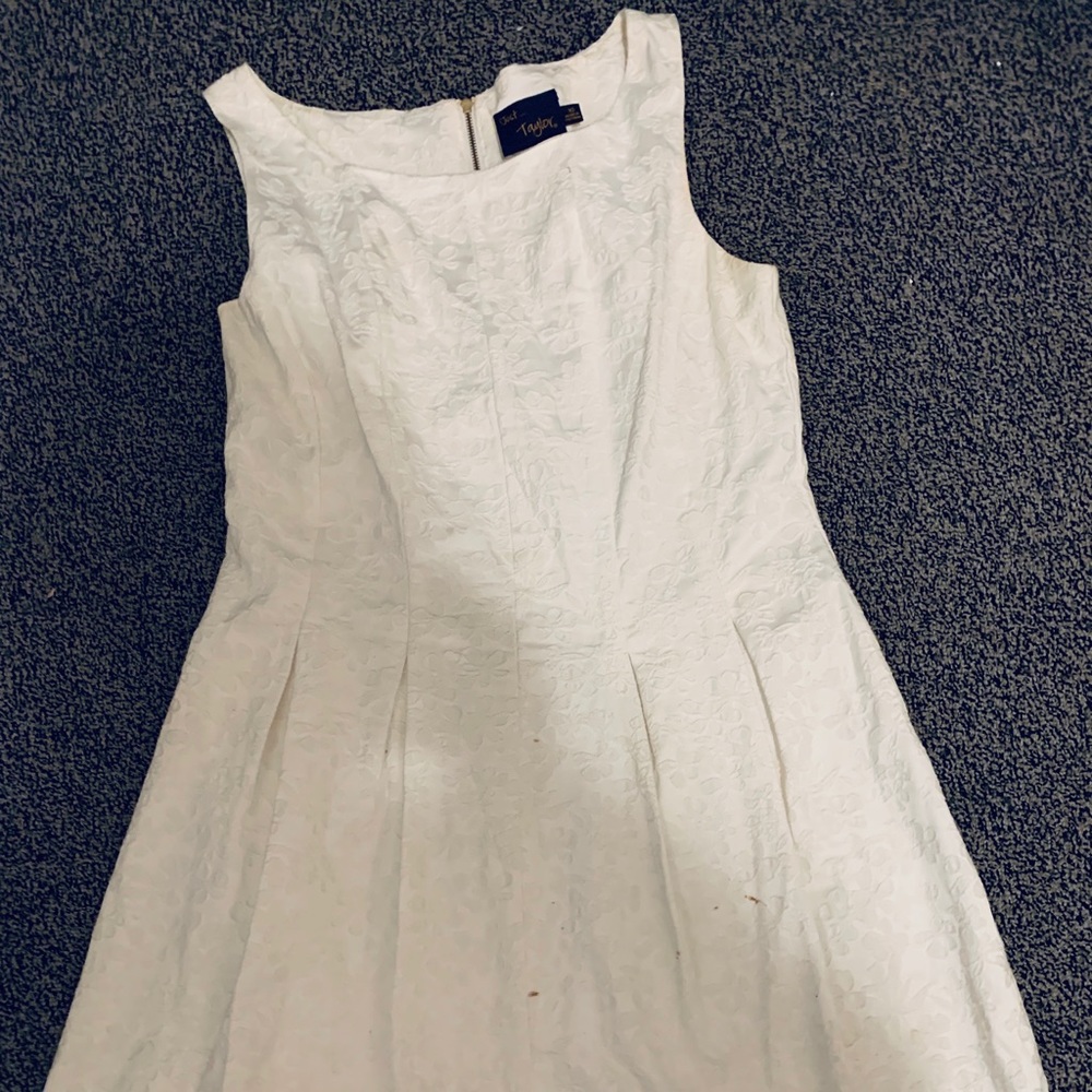 Classic floral embroidered white sundress